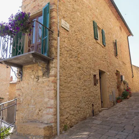 La Nave Casale Marittimo